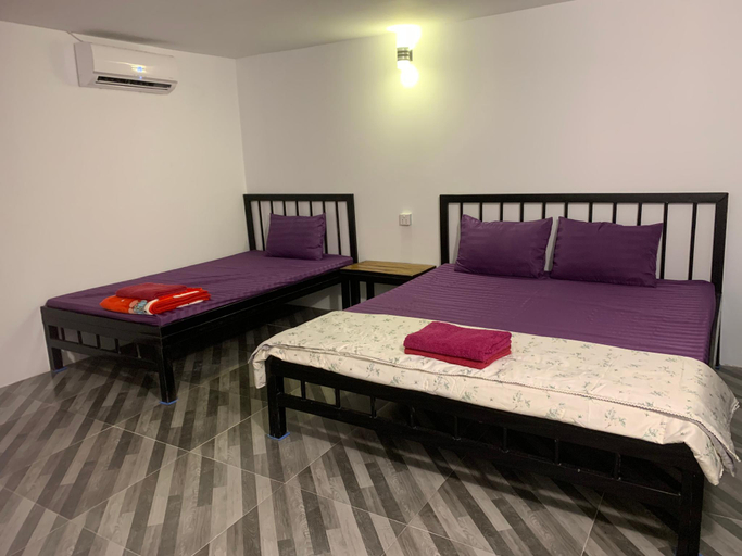 Bedroom 3, Maloop Cafe Bungalow, Sihanoukville