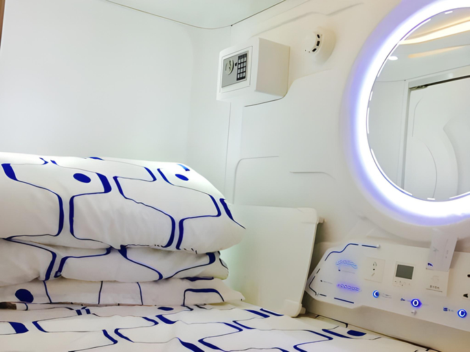 Bedroom 3, Harbour Hella Inn, Hong Kong Island