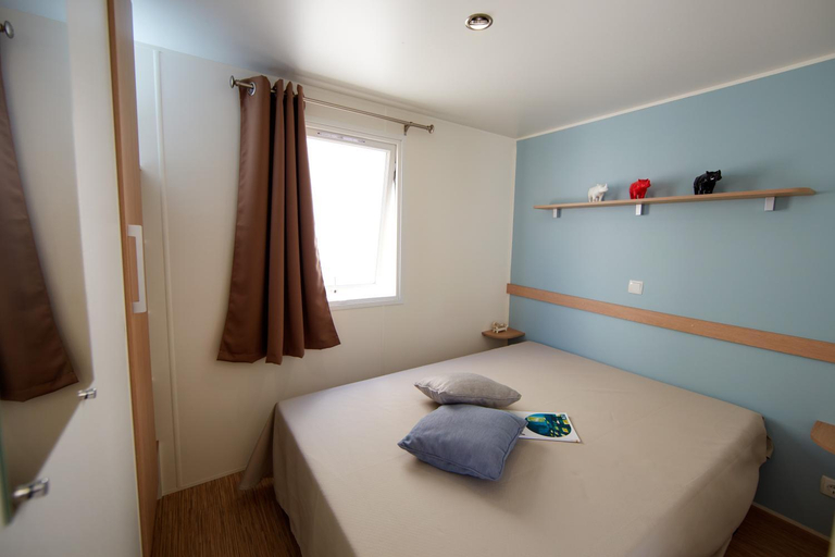 Bedroom 3, Camping Saint-Nazaire, Pyrénées-Orientales