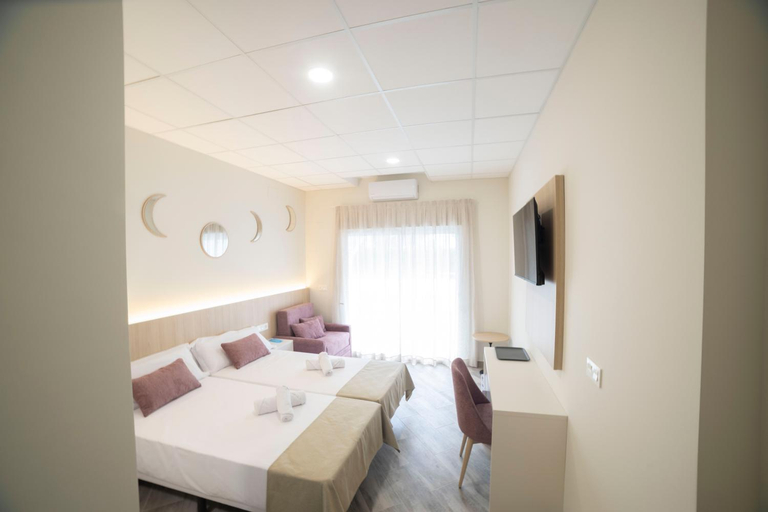 Bedroom 3, Hostal Altea Karma, Alicante