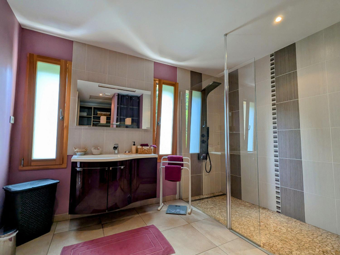 Others 5, Chambre spacieuse avec piscine, spa et hammam - FR-1-589-721, Vosges