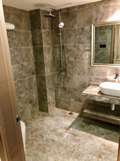 Bathroom 5, Dingsheng Zhuoyi Hotel, Wuhan