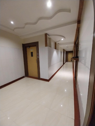 Others, Hotel Om Park, Ahmadnagar