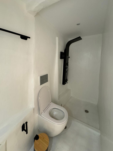 Bathroom 4, White Sand Cave Suite, South Aegean