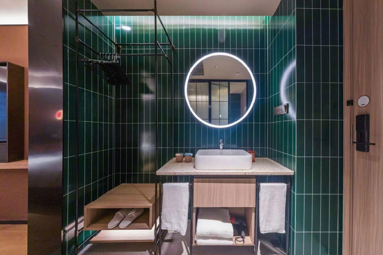 Bathroom, Orange Hotel Dongying Software Park, Dongying