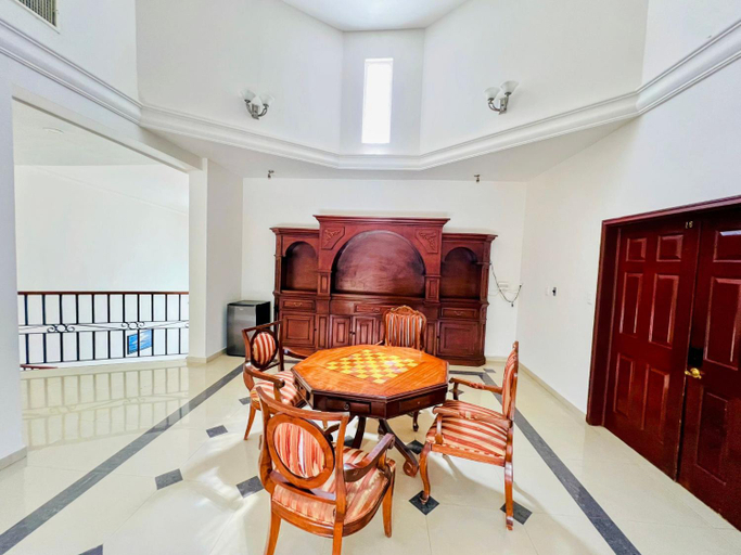 Others 4, 20, Suite for 4 People, Torreón
