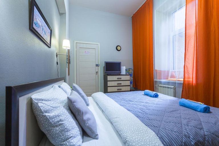 Bedroom 2, Two Sisters on Fontanka, Sankt-Peterburg gorsovet
