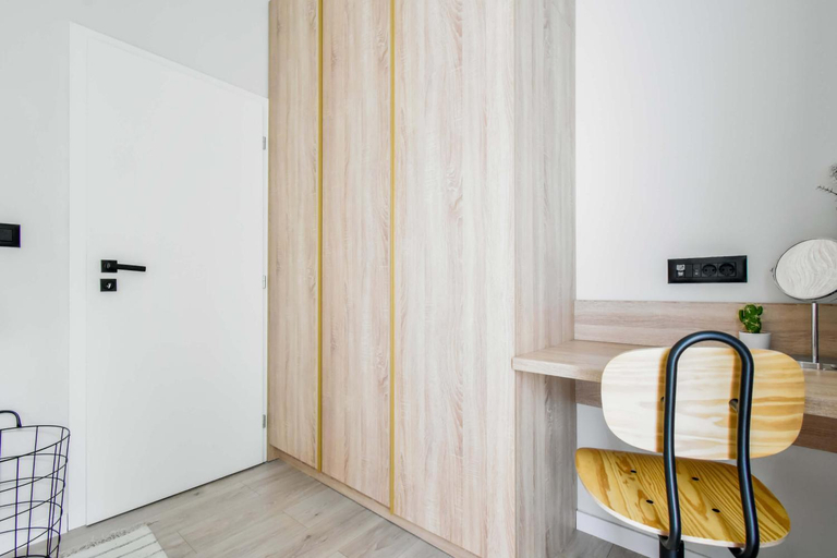 4, 2 Private Suits - Art, Location, Quiet, Balconies, Stolichna