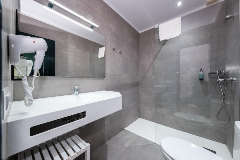 Bathroom 3, Can Digus - Mediterranean Apartments - Fornells, Baleares