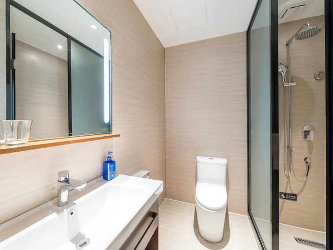 Bathroom 4, Hanting Hotel Beijing Qianmen Street, Beijing