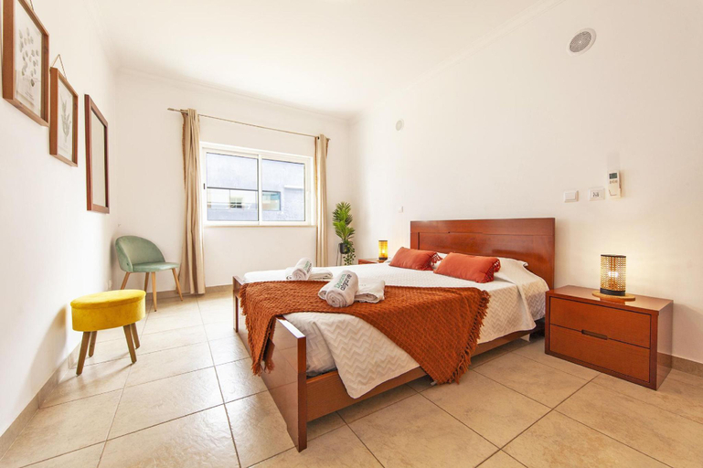 Bedroom 3, A04 - Large Modern 1 bed Apartment with Pool, Lagos