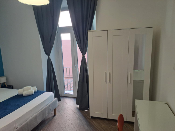 4, At Home Gaeta Guest House, Roma