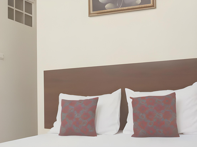 Bedroom 2, Bantal Guling Pasar Baru, Bandung