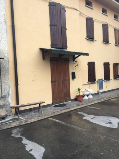 Others 4, Il Nido, Modena