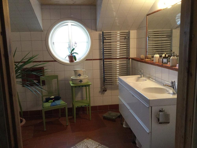 Bathroom 3, Branno Varv Bed & Breakfast, Göteborg