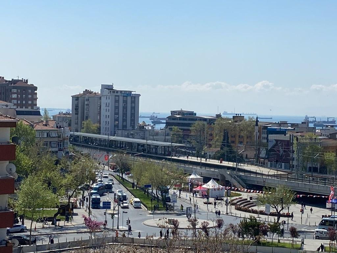 Others 5, And Center Suite, Pendik