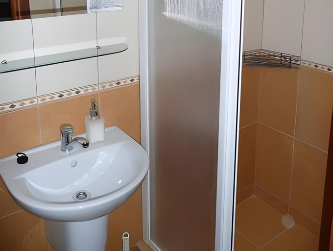 Bathroom 2, Penzion MAX, Nové Zámky