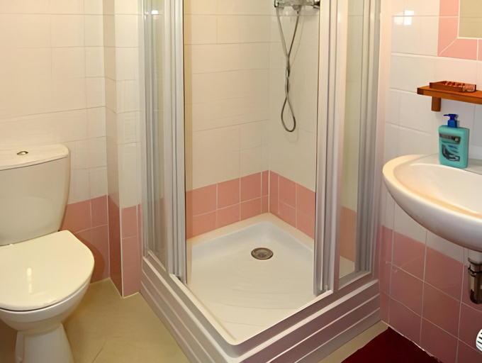 Bathroom 4, Stara Mlekarna, Děčín