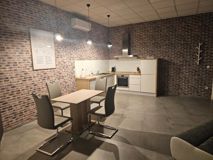 Others 5, Apartments NESTL, Ptuj