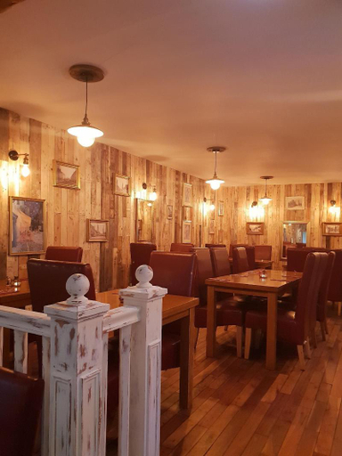 Food & Drinks 3, The Bruce Inn, Fife