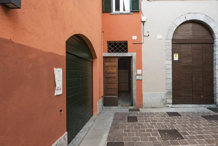 Others 5, ALTIDO Stylish 2-Level Loft in Perfect Como Centre, Como