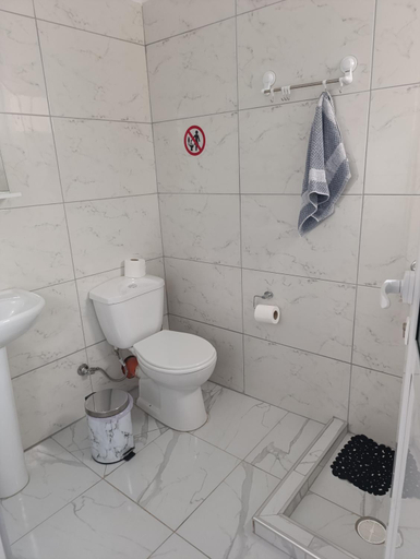 Bathroom 3, NIKOLARI RESORTs, Vlorës