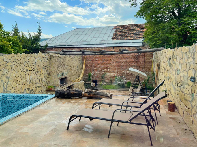 Swimming pool 3, Niabi 3BDR Villa with pool, Tbilisi