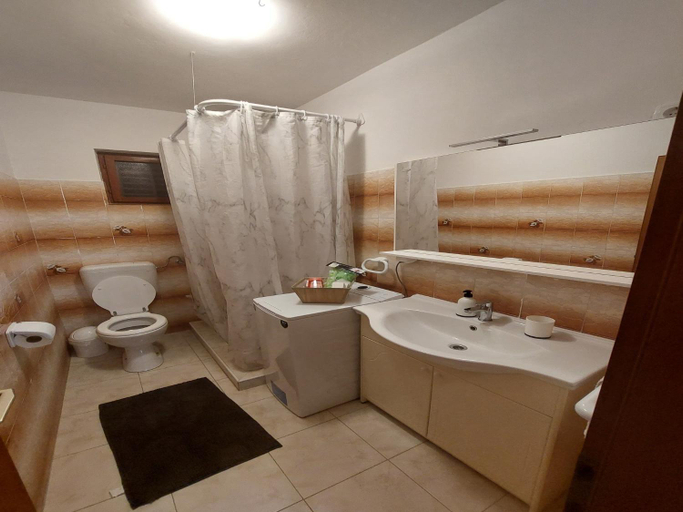 Bathroom, Apartment Dominik - Two Bedroom Apartment with Terrace and Sea View, Blato