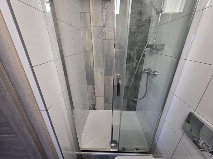 Bathroom 4, Pokoje goscinne Kamila, Sławno