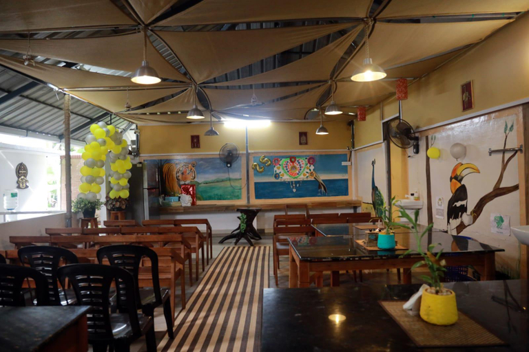 Food & Drinks, Clive Ten Athirapally, Thrissur