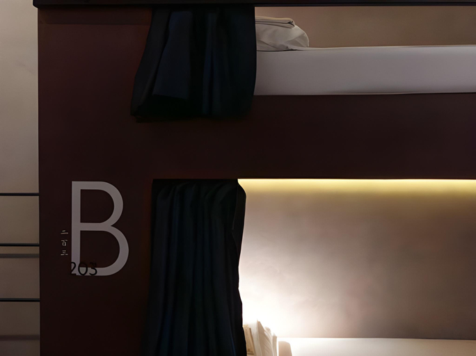 Bedroom 2, Yamato Hostel, Pasay City