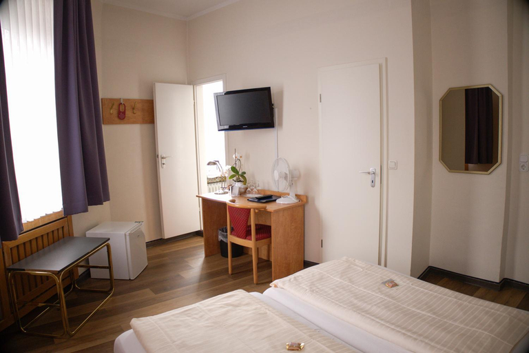 Bedroom 2, Hotel Grutering, Recklinghausen