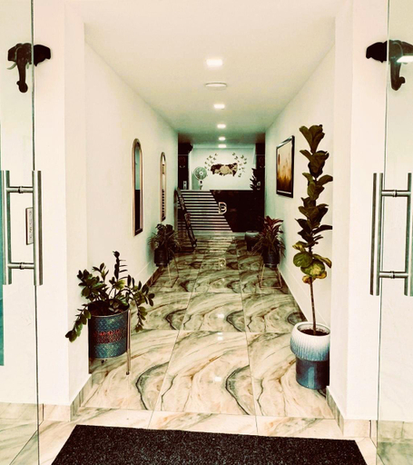 Others 5, Hotel Bougainvillea, Ernakulam