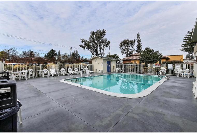 Swimming pool, Motel 6 Napa, CA, Napa