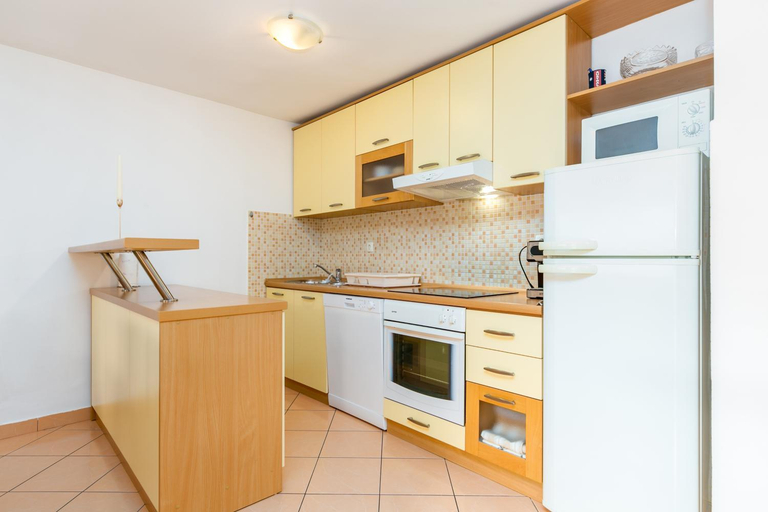 Others 2, Apartments with parking space Kastel Kambelovac, Kastela - 21645, Kaštela