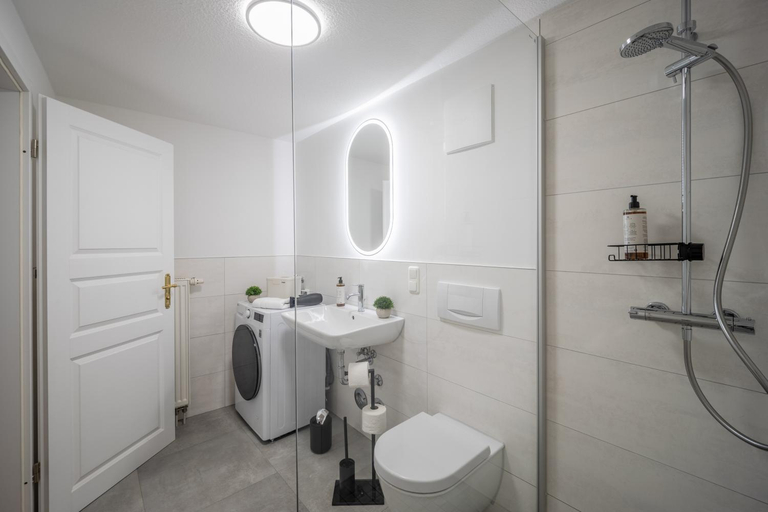 Bathroom 5, CoView Pirna - Altstadt - Parkplatz, Sächsische Schweiz-Osterzgebirge