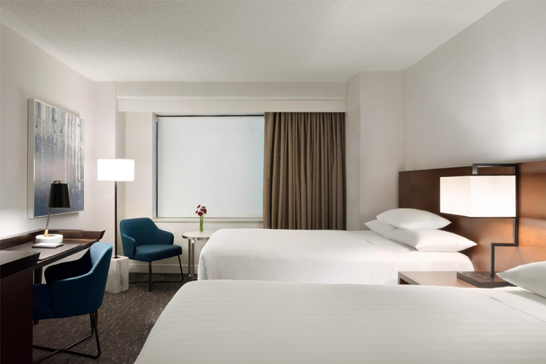 Bedroom 4, Hyatt Regency Schaumburg Chicago, Cook