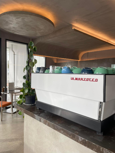 Food & Drinks 5, Marsden Suites Albany, Waitakere