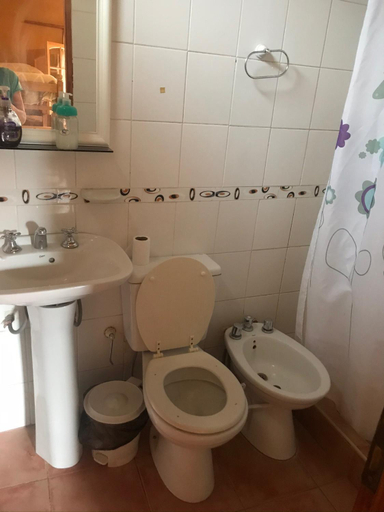 Bathroom, Hosteria Huaco, Jáchal