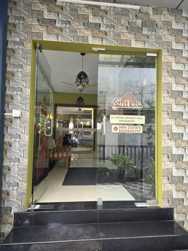 Exterior & Views 2, Sulthan Hotel and Restaurant, Ernakulam