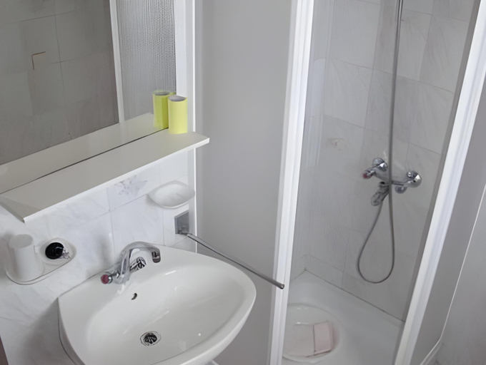 Bathroom 3, Milka Two-bedroom Apartment with Balcony 1, Rovinj