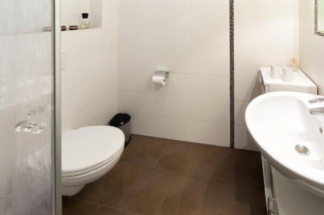 Bathroom, Holiday apartment Zeppelinstek, Aurich