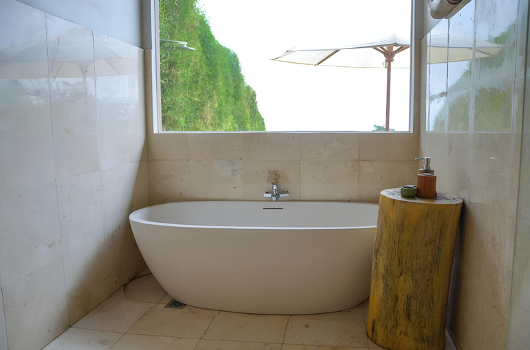 Bathroom 5, Munduk Moding Plantation, Buleleng