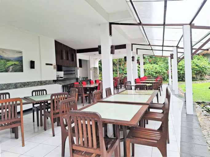 Restaurant 5, Kelimutu Crater Lakes Eco Lodge, Ende