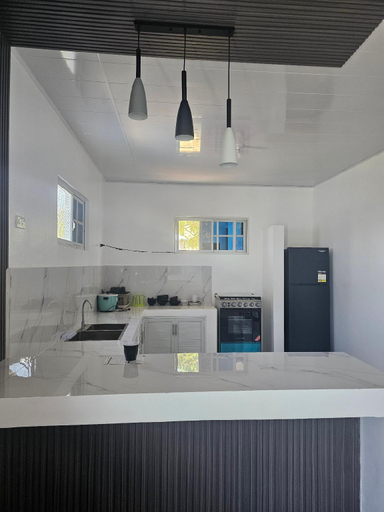 Others 3, Masamirey Hilltop Cottage with White Beach Access, Sual