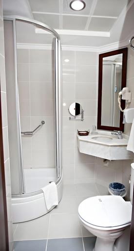 Bathroom 5, Duqqan Deluxe Hotel, Kuşadası