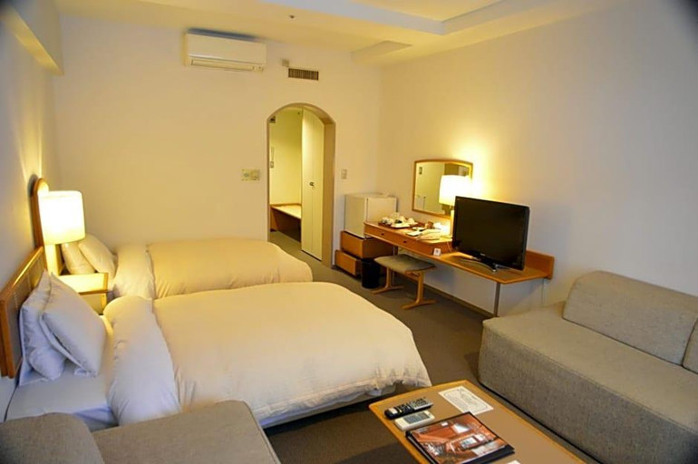 Bedroom 3, Yatsugatake Kogen Lodge, Minamimak
