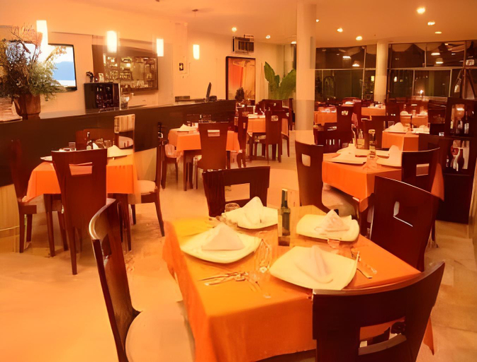 Food & Drinks 5, Howard Johnson Hotel Versalles Barranquilla, Barranquilla