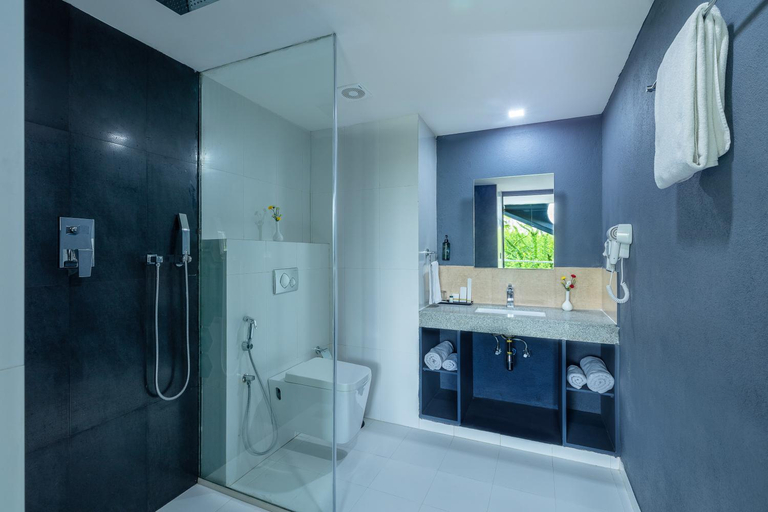 Bathroom 4, Days Inn & Suites by Wyndham Bengaluru Whitefield, Bangalore