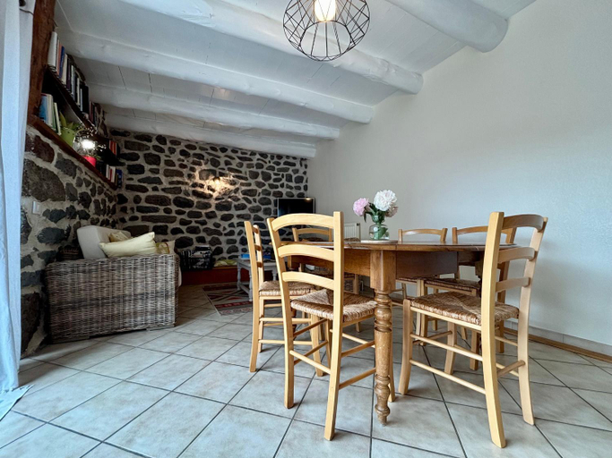 Others 5, Location au cœur du Deves, proche Puy-en-Velay et chemin de St-Jacques - FR-1-582-447, Haute-Loire